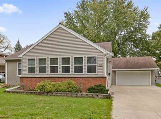 528 Jackson St, Little Chute, WI 54140