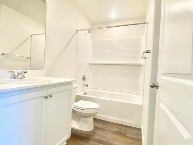 18503 Orilla St — Photo 18