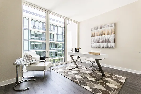 Sold by Nestseekers | media 7