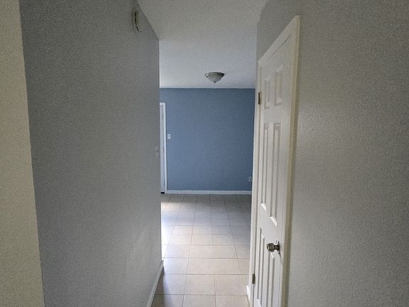 4th image of 3423 Vespasian Blvd