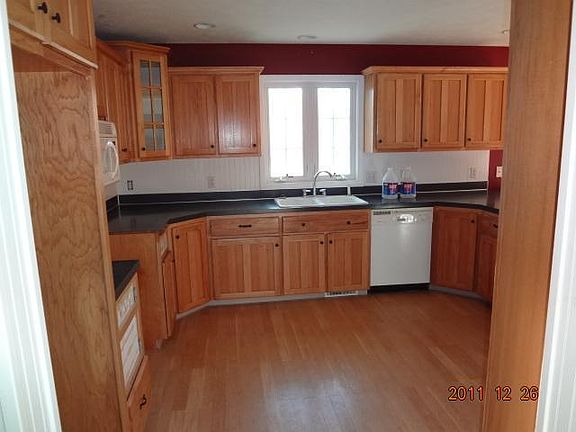 3rd image of 14374 Cooper Creek Dr