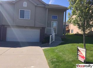 5106 N 155th St, Omaha, NE 68116