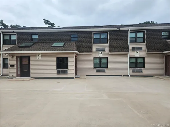 1335 Broadway #21, Hewlett, NY 11557