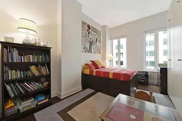 Sold by Nest Seekers International | media 8