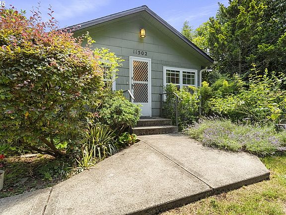 5th image of 11502 SE Wood Ave