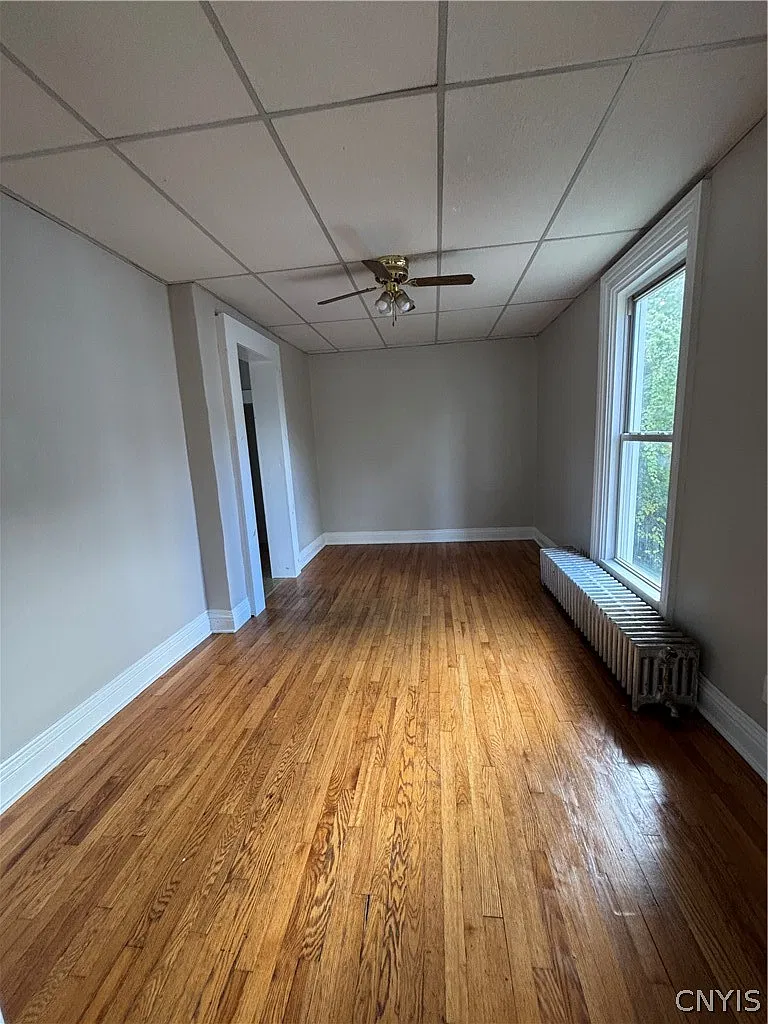 2 bed, 1.0 bath, 2601 sqft, $1,200 — Photo 2
