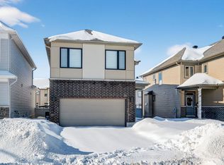 56 Viceroy Mews, Ottawa, ON K1X0J5