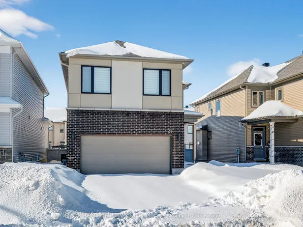 56 Viceroy Mews, Ottawa, ON K1X 0J5