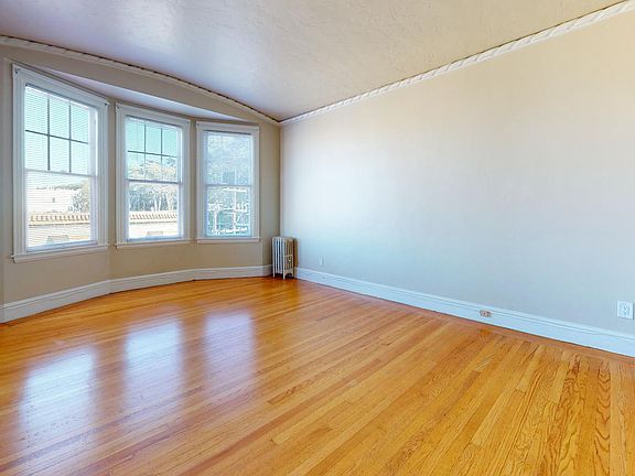 4th image of 895 31st Ave APT 8