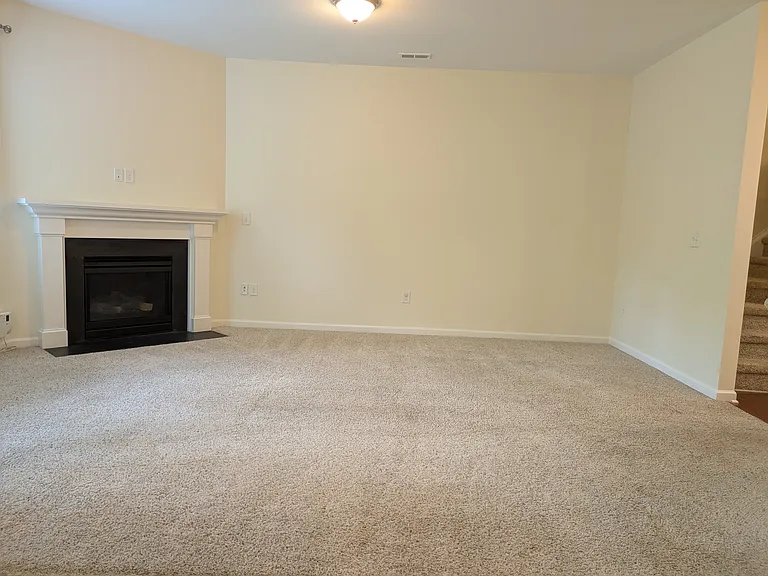 743 Treviso Ln — Photo 6