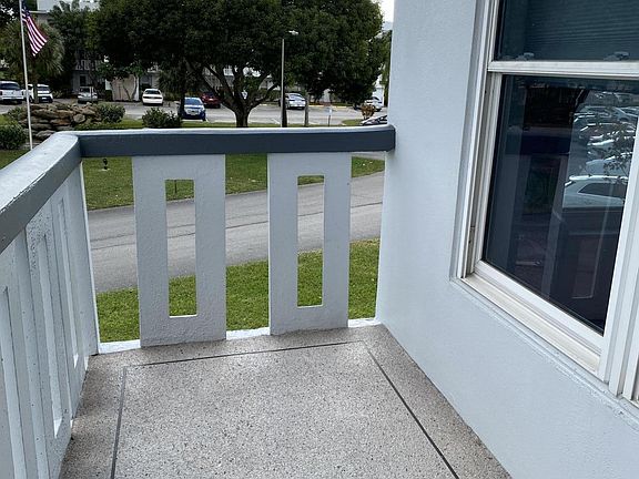 2nd image of 201 Wellington Cir #F-2010