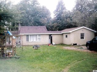 539 Royal Dr, Jackson, MI