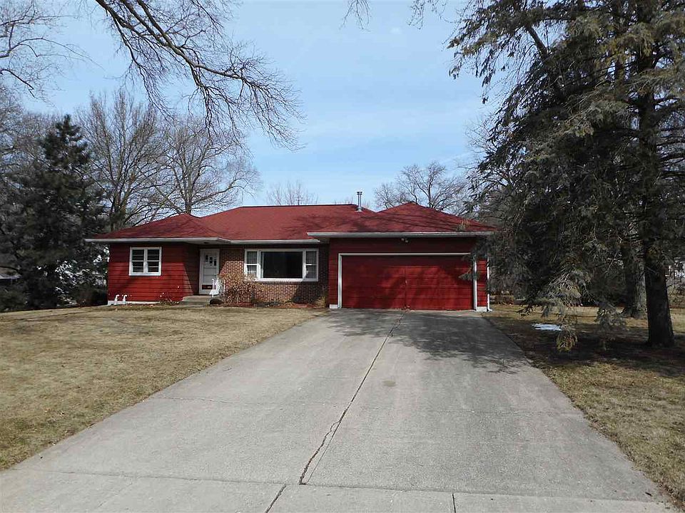 1st image of 1806 Pin Oak Dr