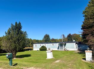7394 Ruheville Rd, Linesville, PA 16424