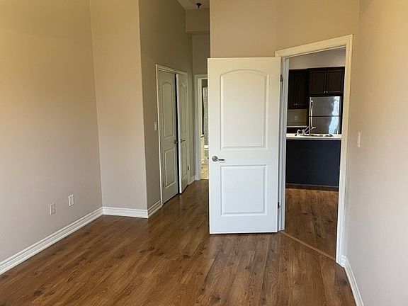 3rd image of 6928 Ailanthus Ave #303
