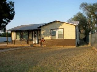 617 SW 5th St, Seminole, TX 79360