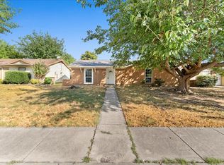 901 Wandering Way Dr, Allen, TX 75002