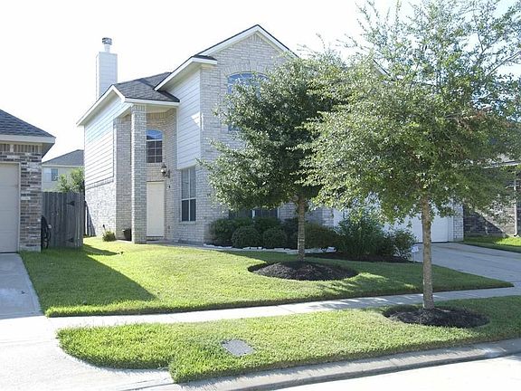 3rd image of 6438 Applewood Forest Dr
