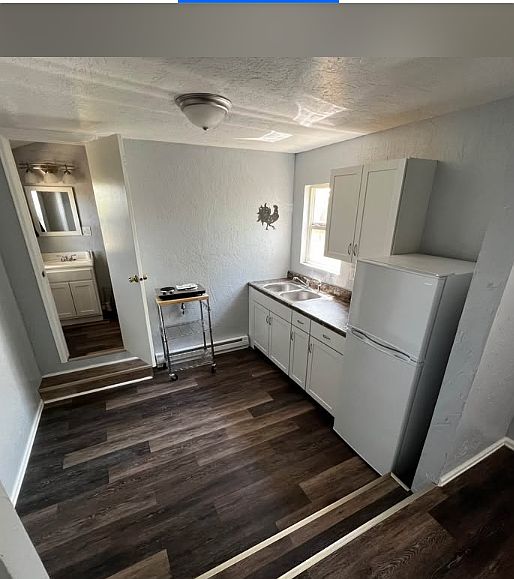 Kitchen/ dining
