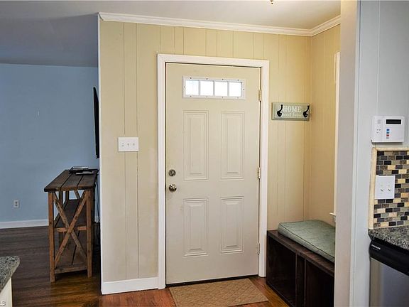 2nd image of 7515 Greenlawn Dr