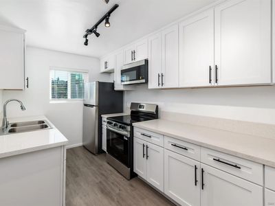 6738 University Ave, San Diego, CA, 92115