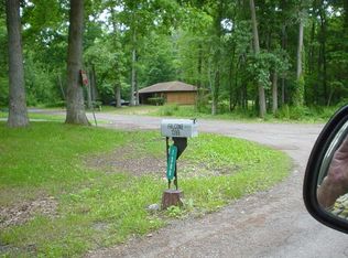 1925 W Fox Lake Rd, Angola, IN 46703