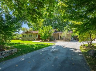 325 Mount Tom Rd, Bishop, CA 93514