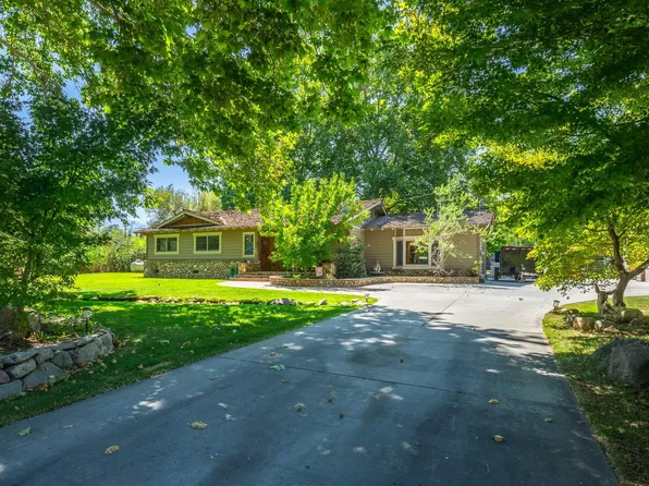 325 Mount Tom Rd, Bishop, CA 93514