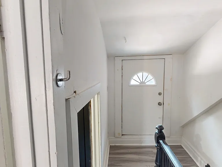 53 Hepbourne St #2 — Photo 24