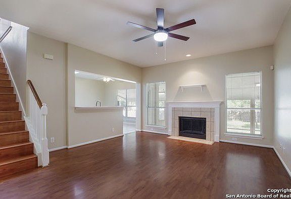 4th image of 9047 Maggie Ct