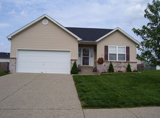 5915 Saddle Blanket Dr, Louisville, KY 40219