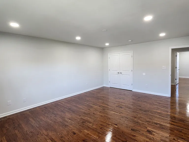 Master bedroom with closest and has a walking closet too