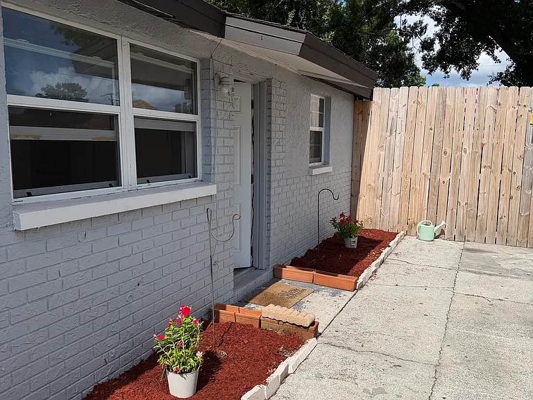 7220 N Church Ave #A — Photo 10