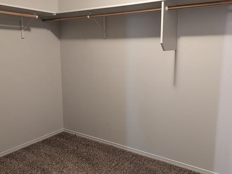 19543 Susquehanna Way — Photo 12