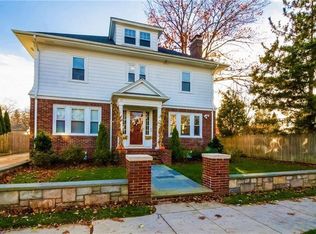 54 Waldron Ave, Cranston, RI 02910