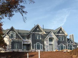 4 Thames Ln, Flemington, NJ 08822