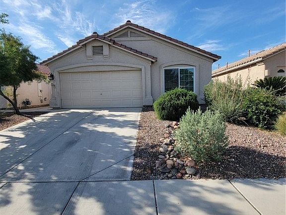 3rd image of 2157 Sunset Vista Ave