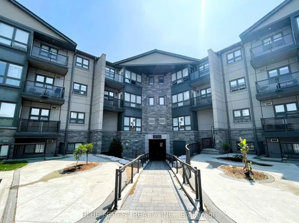 1 Jacksway Cres #402, London, ON N5X 3T5