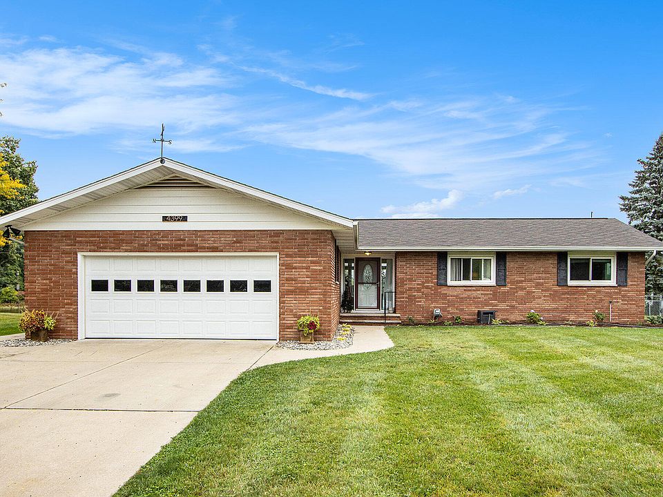 1st image of 4399 Waterview Dr