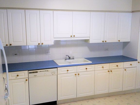 5th image of 7051 W Touhy Ave APT 405