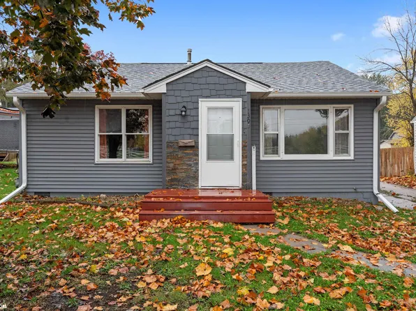 1308 S Market St, Oskaloosa, IA 52577
