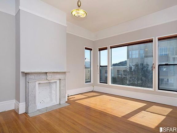 2nd image of 2086 McAllister St