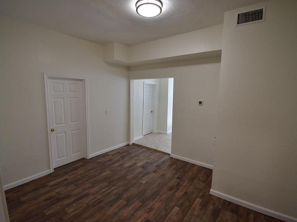533 Melba St Dallas, TX, 75208 Apartments for Rent Zillow