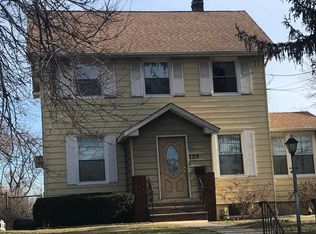 729 Wood Ave, Roselle, NJ 07203