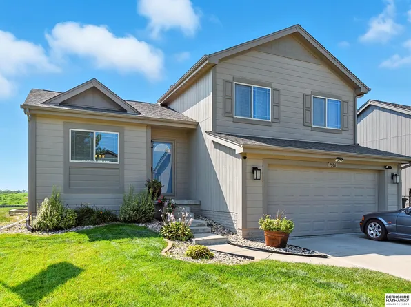 7506 N 92nd Ave, Omaha, NE 68122