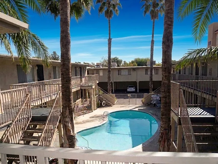 Best-Priced Studios At 1030 W. Olive Ave., Burbank, Ca 91506 — Photo 8