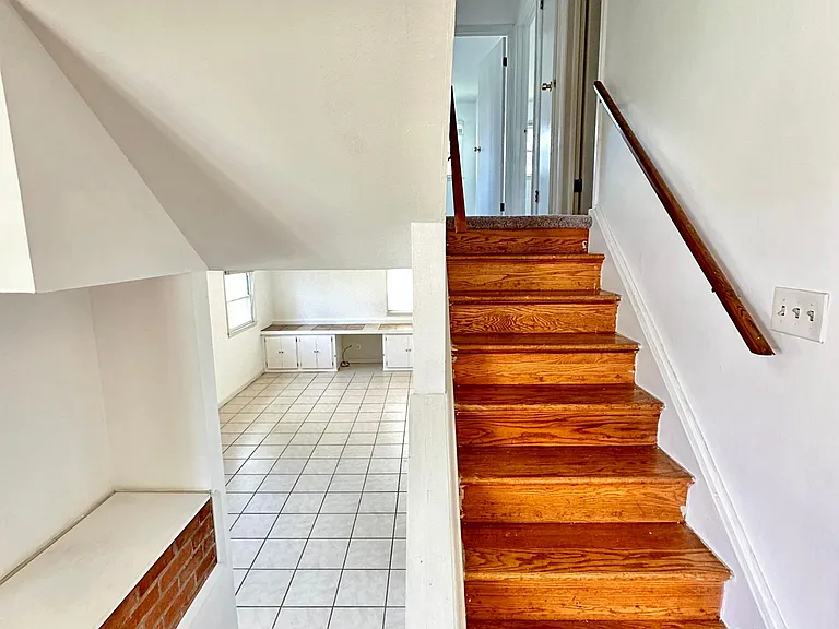 1942 Crooked Oak Dr — Photo 22
