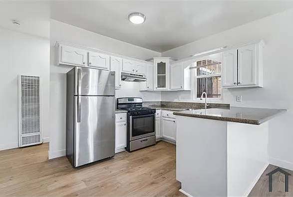 4505 Ascot Ave — Photo 3
