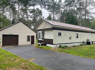 15306 County Rd W, Crivitz, WI 54114