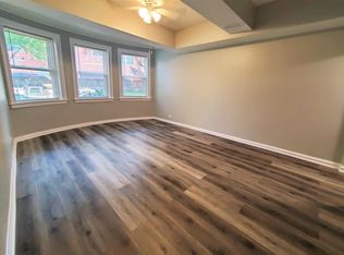5724 N Mozart St, Chicago, IL 60659